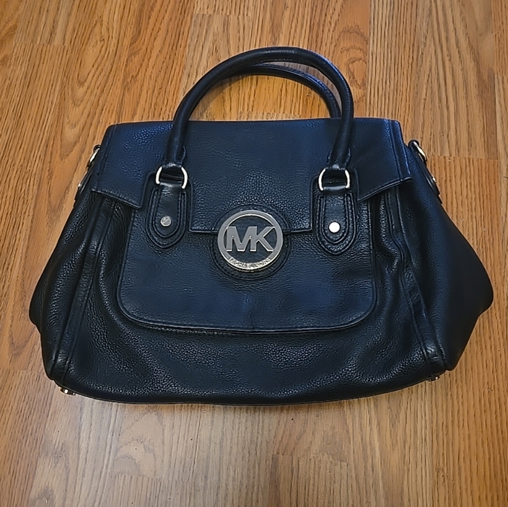MICHAEL KORS MICHAEL KORS MARGO  B  Black Pebbled Leather Satchel Handbag Purse